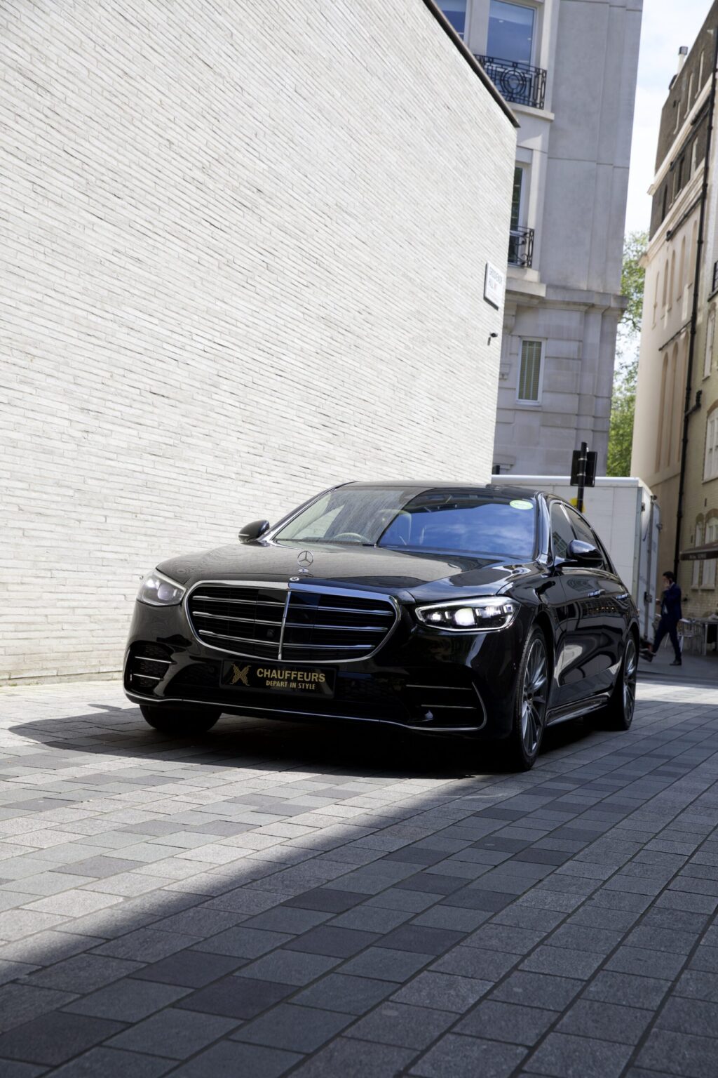 3u6a3708-scaledjpeg | X Chauffeurs | X Chauffeurs