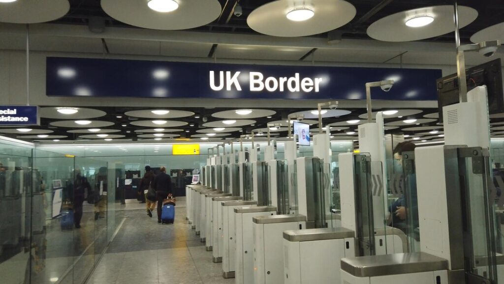 London-uk-march-6th-2019-united-kingdom-international-border-control-checkpoint-heathrow-airport_601748-36172jpg | X Chauffeurs | X Chauffeurs