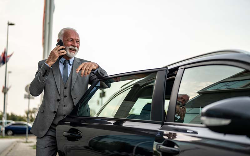 How to Impress Clients with Chauffeur Service