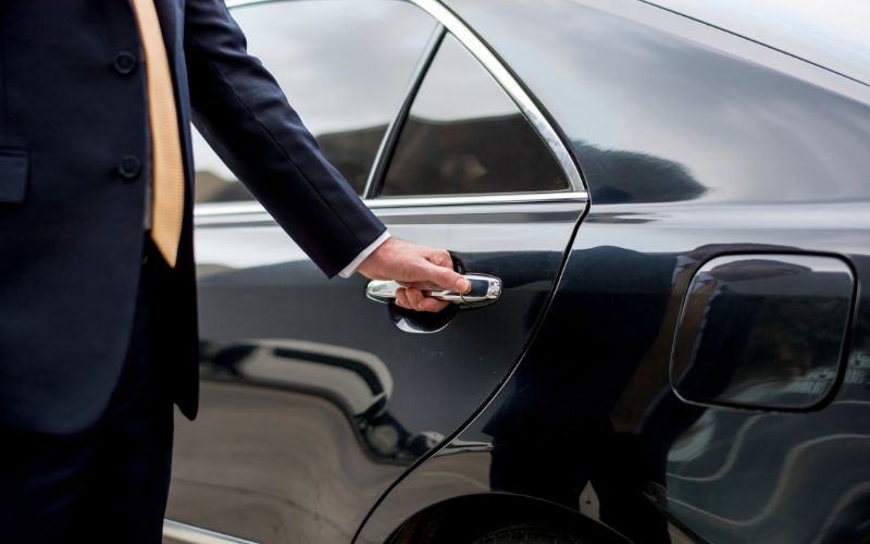 Professionals Prefer Chauffeur Services