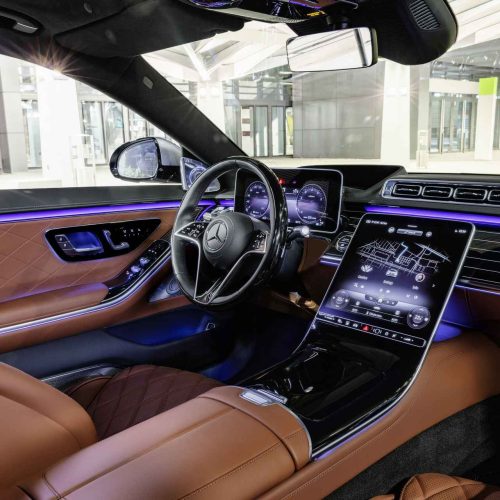 Luxury-Chauffeur-London